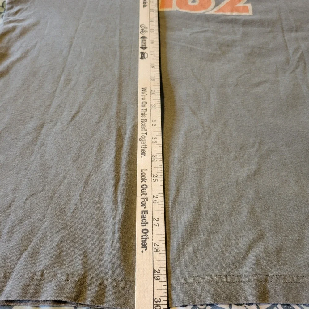 Blink-182 Skankin Rabbit Mascot Graphic Grunge 90s Band Tee Olive Green 2XL NWT - Picture 9 of 9